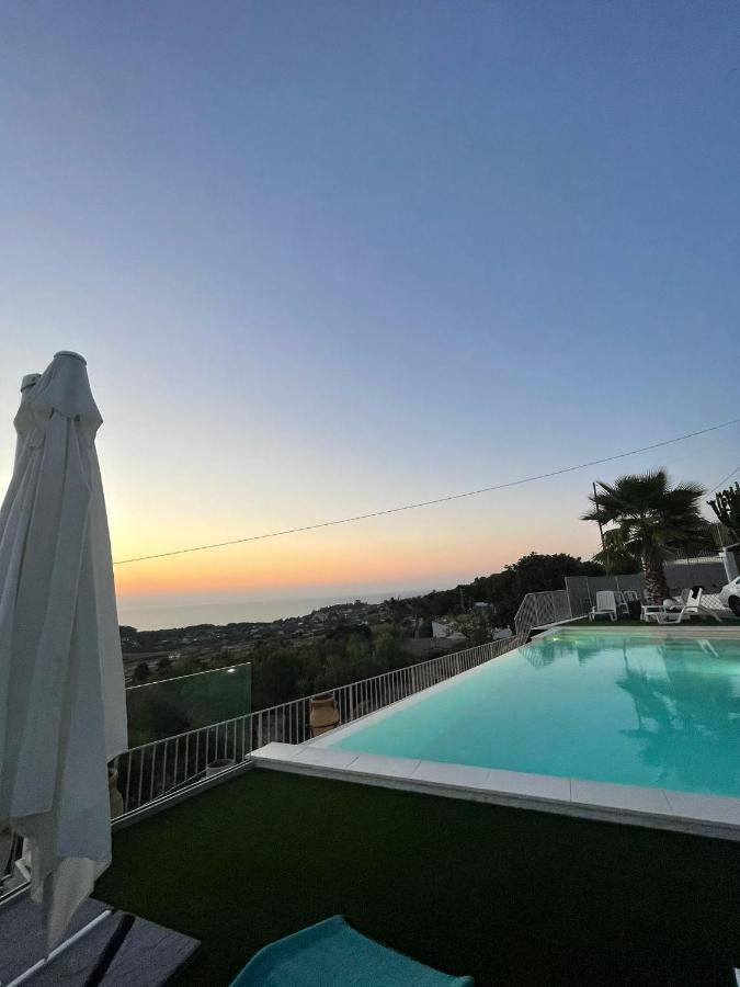 Villa Ad Un Passo Dal Blu à Partinico Extérieur photo